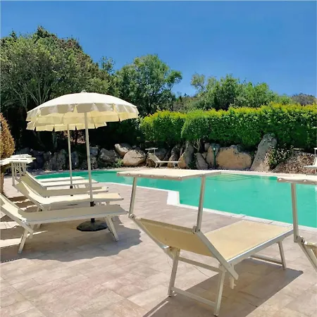 Con Piscina * Πόρτο Τσέρβο